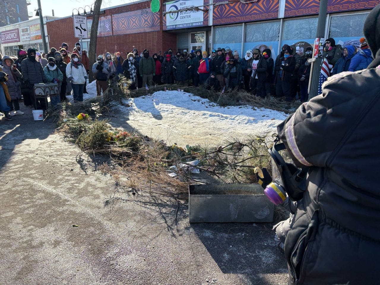 Minneapolis shooting: Border Patrol fatally shoots Alex Pretti; witness video conflicts DHS