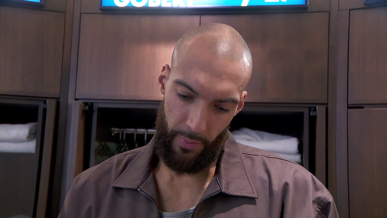 Suspended Rudy Gobert jokes he’ll live-tweet Timberwolves game at Bucks