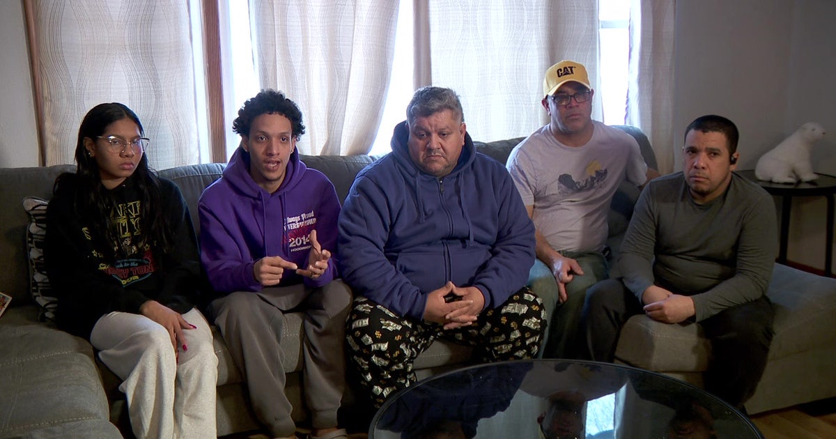 Venezuelan family released, Justice Department officials apologize after St. Paul raid