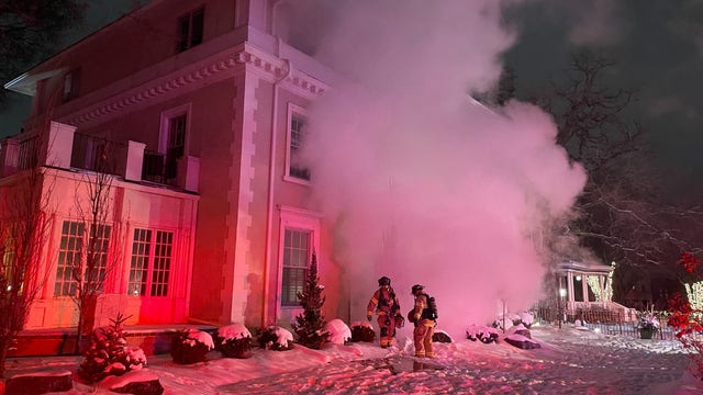 St. Paul fire leaves victim critically injured on Summit Avenue