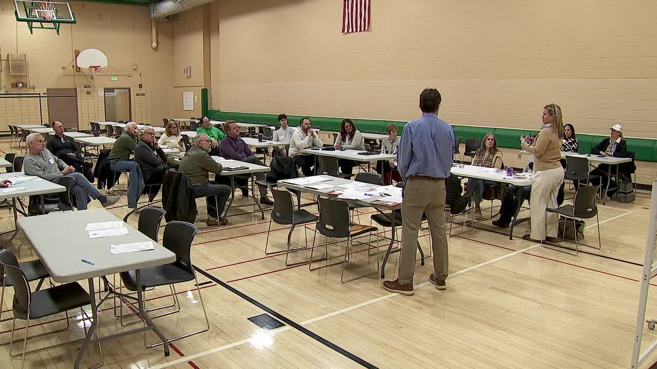 Minnesota caucusgoers vote in straw polls, potentially shaping GOP race for governor