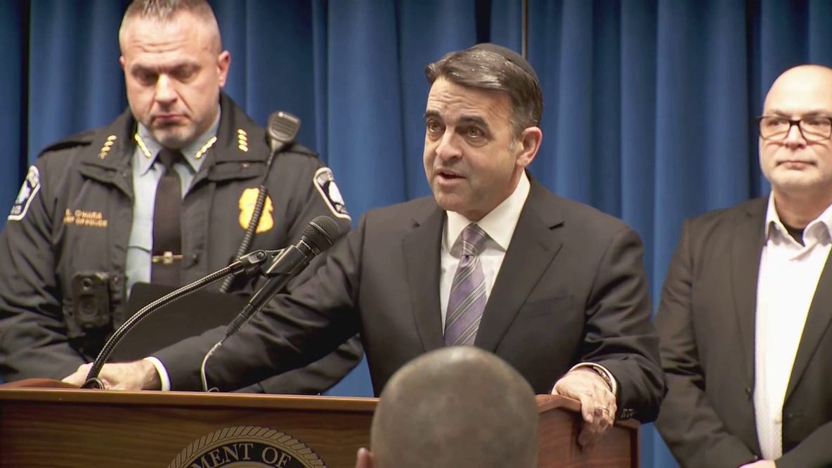 Feds arrest 12 people linked to 'Family Mob' in Minneapolis, remove 3.5M doses of fentanyl