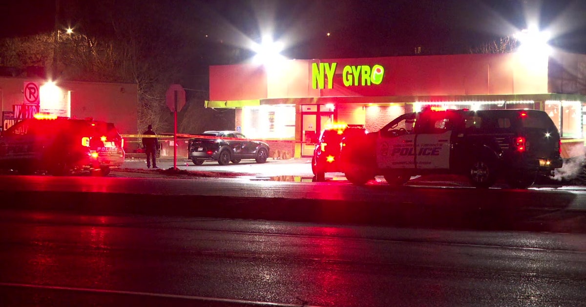 2 shot inside Columbia Heights restaurant, deputies searching for suspect