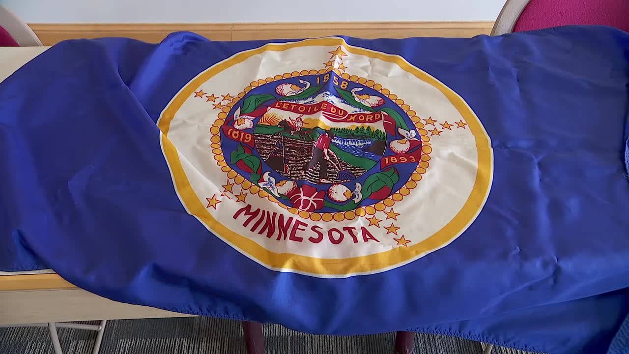 Zumbrota brings back 1983 state flag amid debate