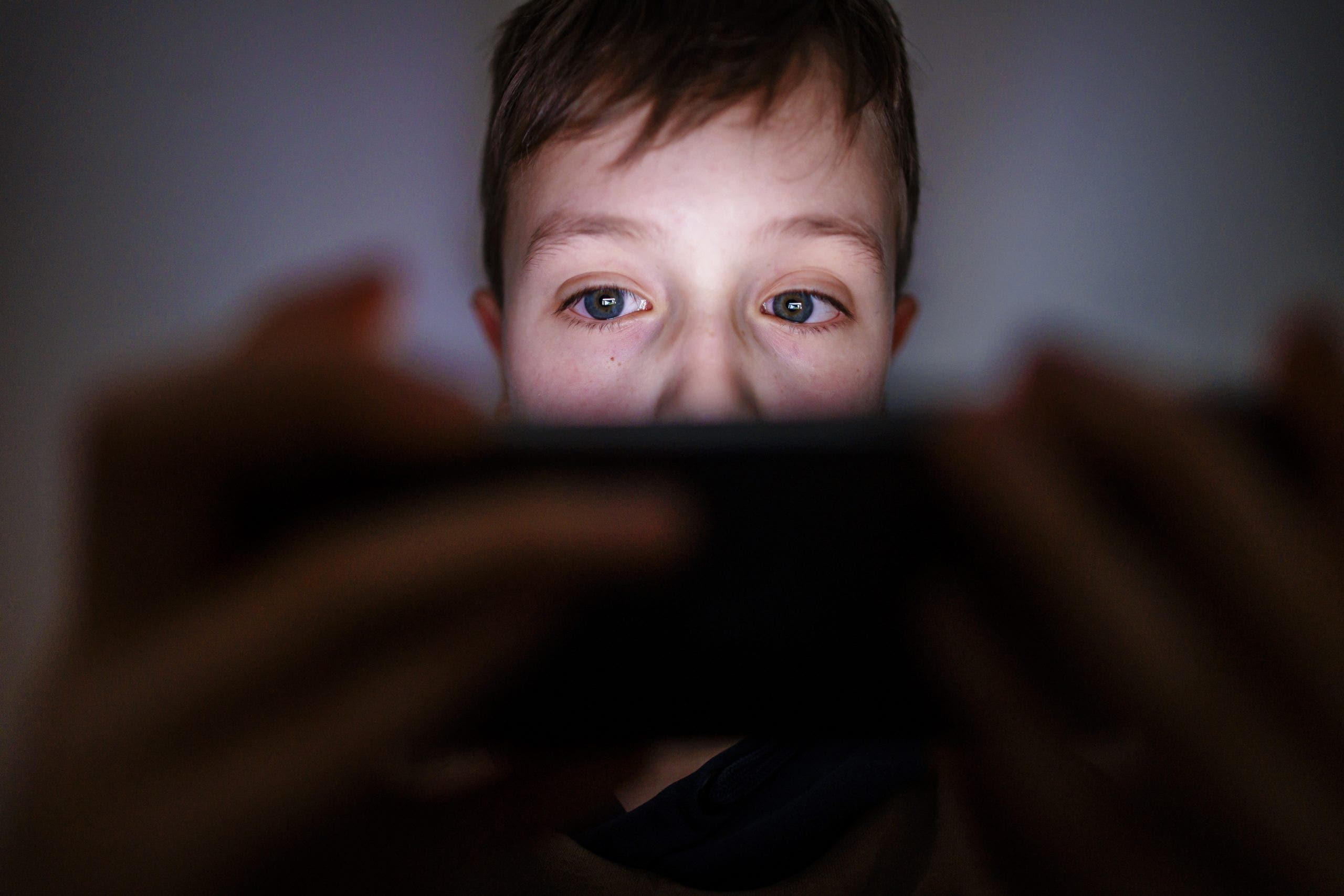 Ban screens in preschool and kindergarten? MN lawmakers hold hearing on proposed bill