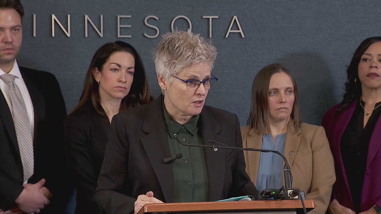 Moriarty prepared to sue feds over 'obstruction' as office weighs charges in Good, Pretti shootings