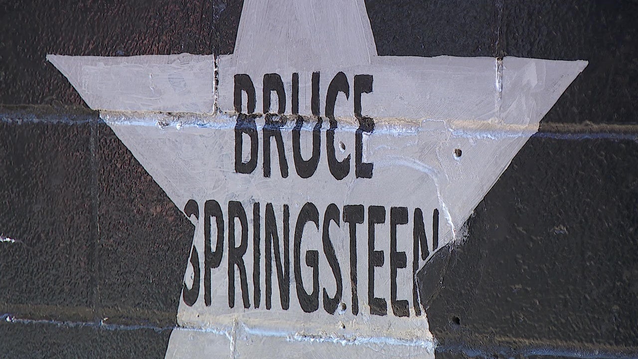 Bruce Springsteen gets First Avenue star after anti-ICE concert, protest song