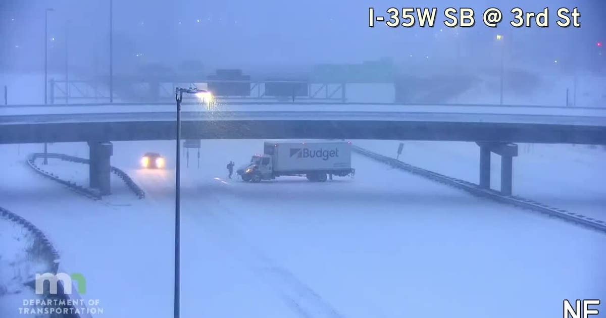 Live updates on Minnesota winter storm: Blowing snow, white-out conditions