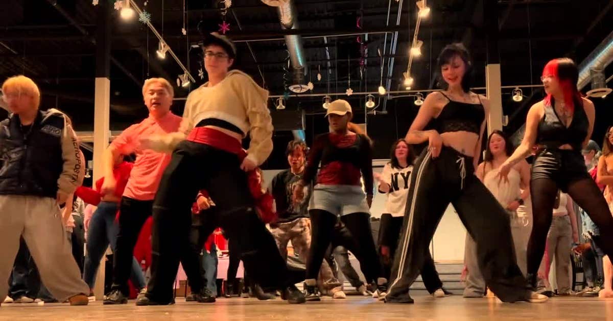 K-POP・アジア Ft2009zepp Monthly K-pop night creates community in Columbia Heights | FOX 9