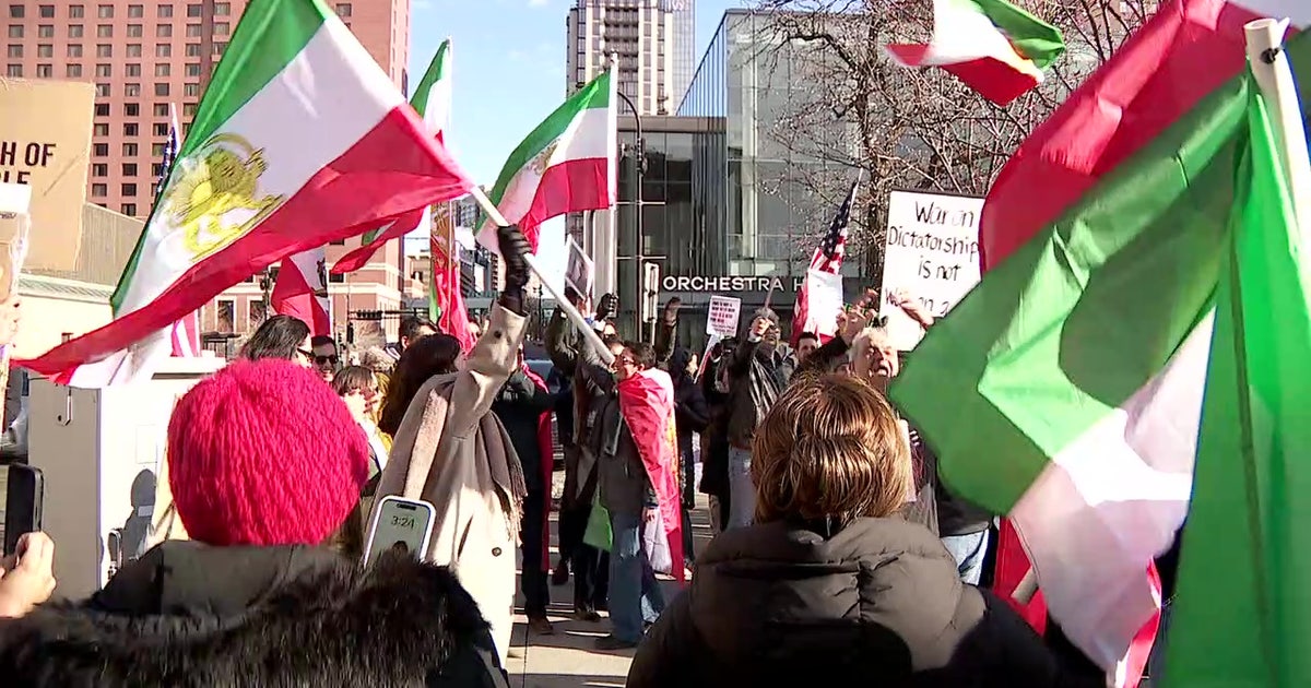 U.S.-Israeli strikes spark dueling rallies in Twin Cities