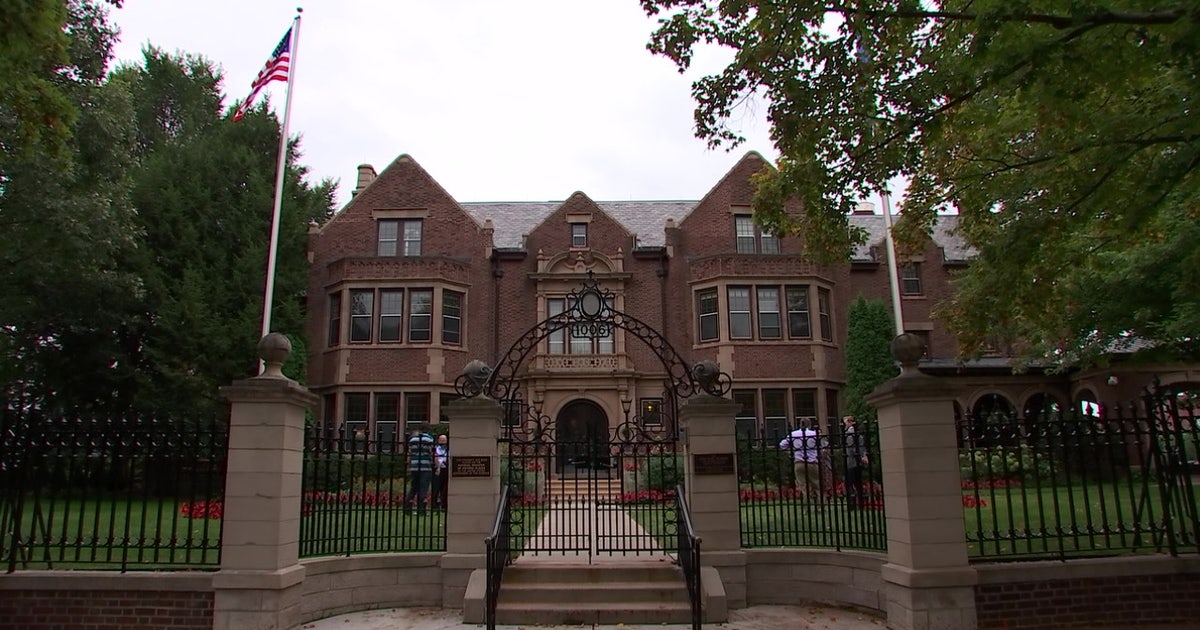 Minnesota bill seeks to cap governor terms at two