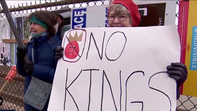 No Kings protesters line I-35 overpasses from Duluth to Texas ahead of Saturday rally