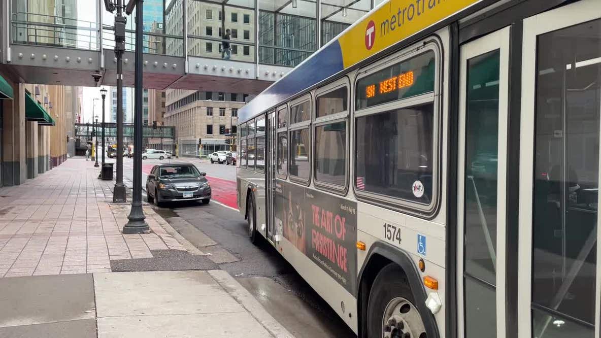 Bus cameras: Proposal to ticket drivers blocking transit, bike lanes
