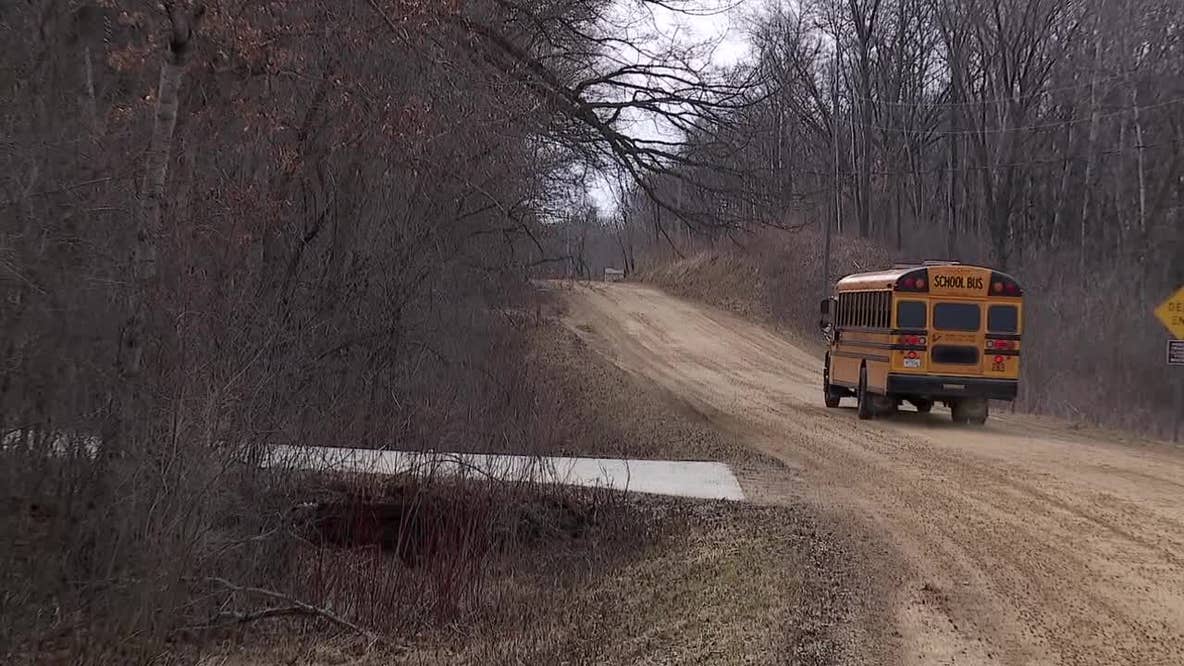 Parents push back on proposed Rosemount school bus stop change