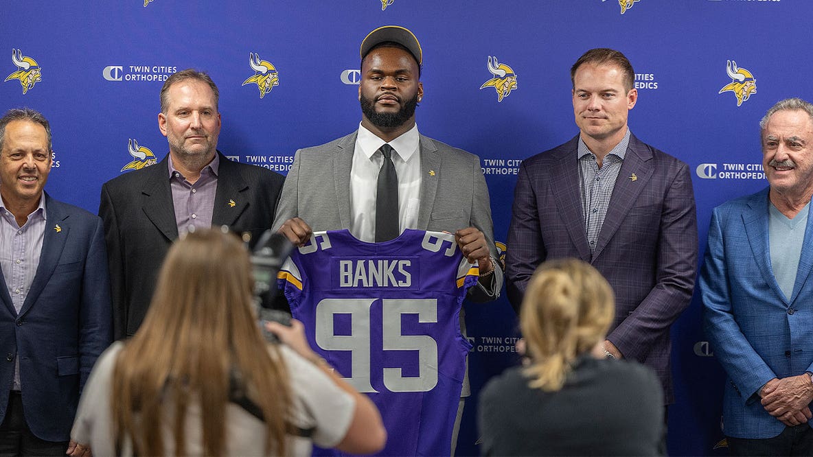 Minnesota Vikings draft live tracker: Round by round updates