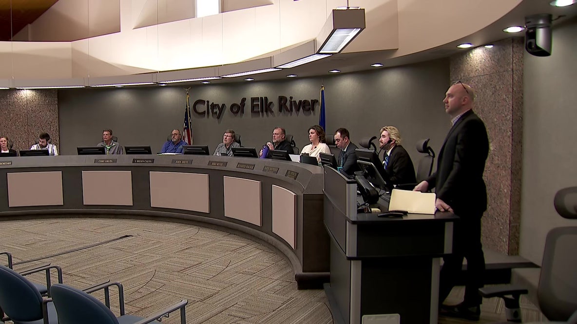 Elk River approves bringing back former Minnesota flag on city buildings