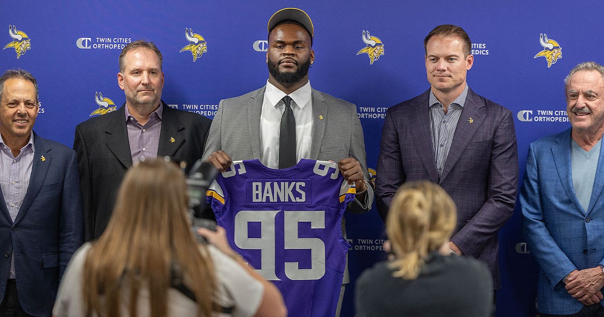 Minnesota Vikings draft live tracker: Round by round updates