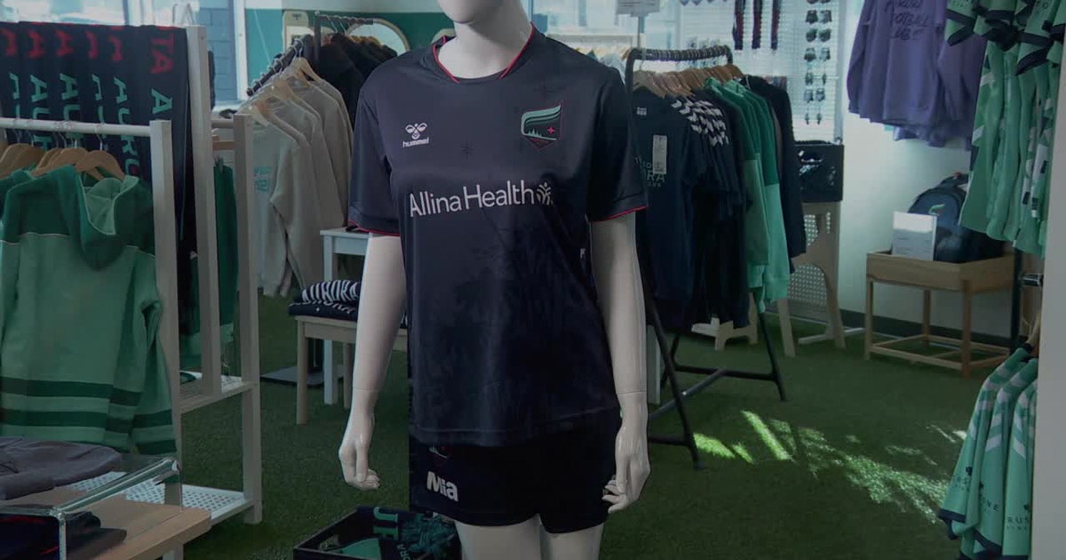 Minnesota Aurora unveils new kit with local artist