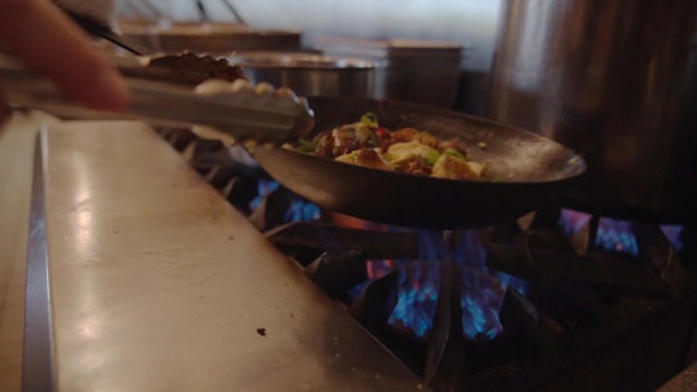 Minnesota restaurants pushed to 'breaking point,' new report shows