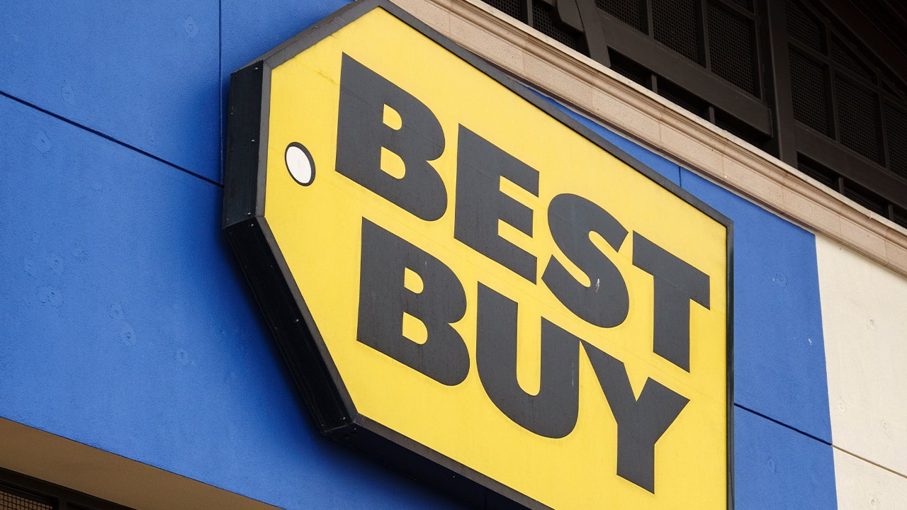 Best Buy hybrid employees moving to 4-day, in-office schedule at Richfield headquarters