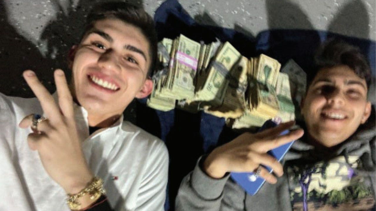 MN, WI heists: Suspects charged took selfies with stolen cash, jewelry: charges