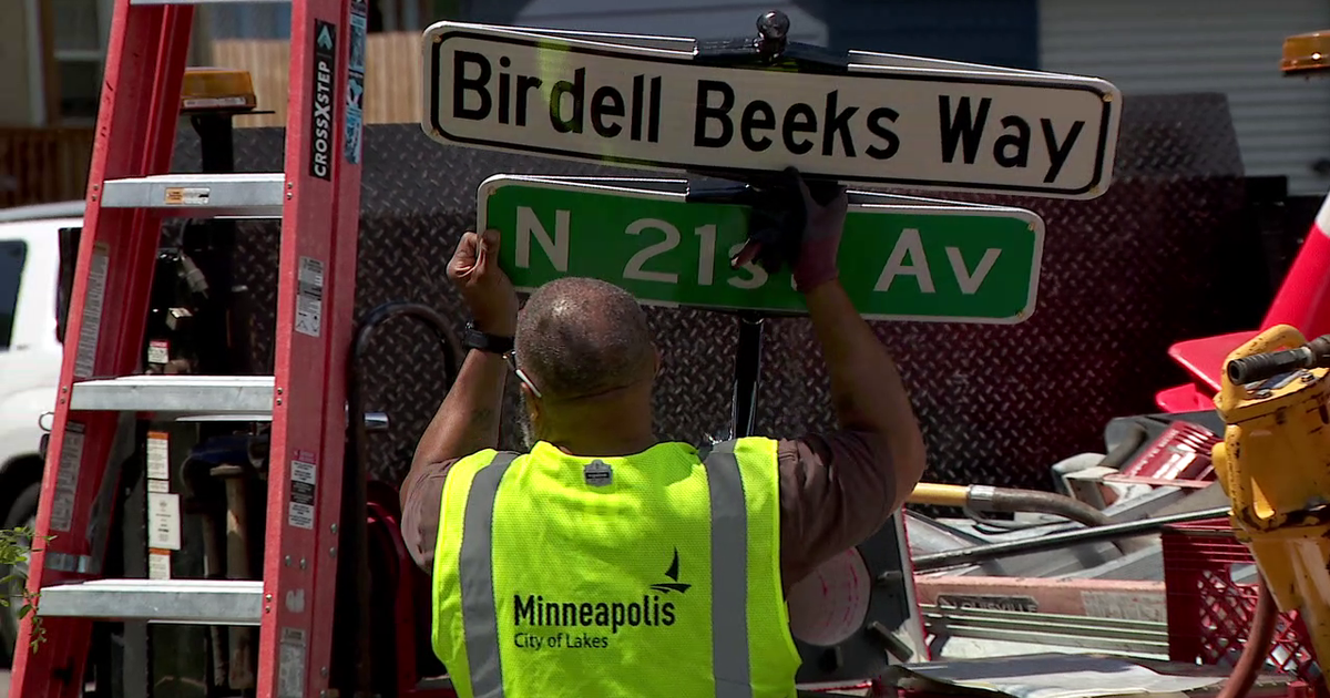 Birdell Beeks Way unveiled in north Minneapolis, 10 years after beloved grandmother's death