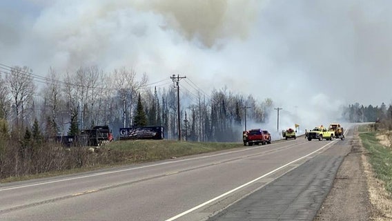 Wildfire closes portion of highway near Iron Range in northern MN