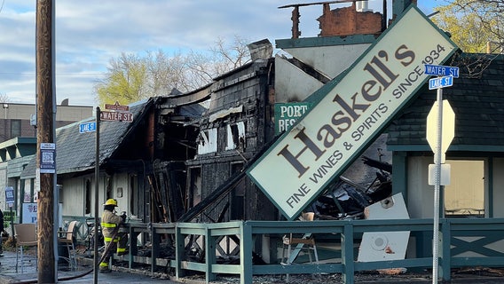 Overnight fire damages Haskell’s Port of Excelsior on Lake Minnetonka