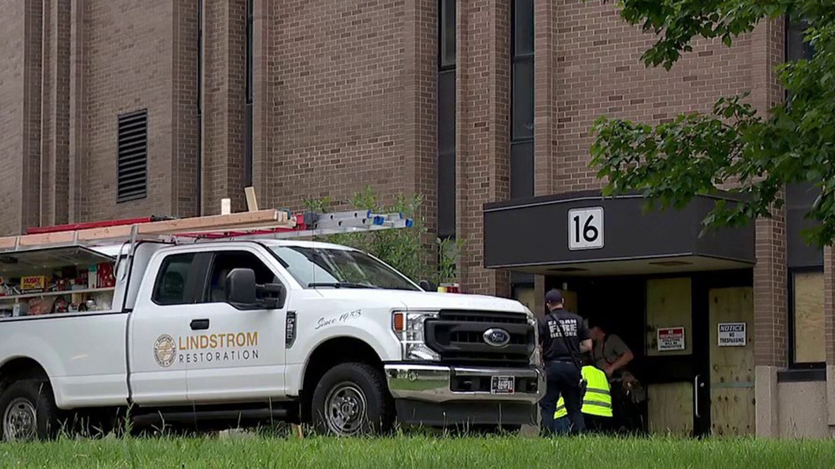 Overnight fire at vacant Burnsville middle school prompts investigation