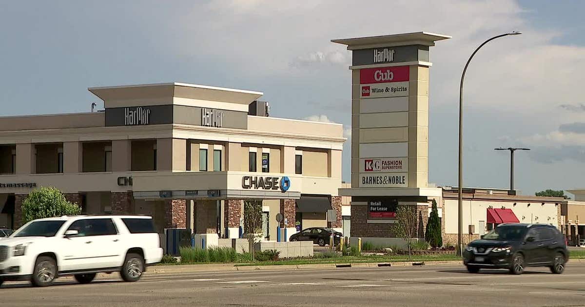 HarMar Mall's future uncertain: Roseville officials say no formal redevelopment plans yet