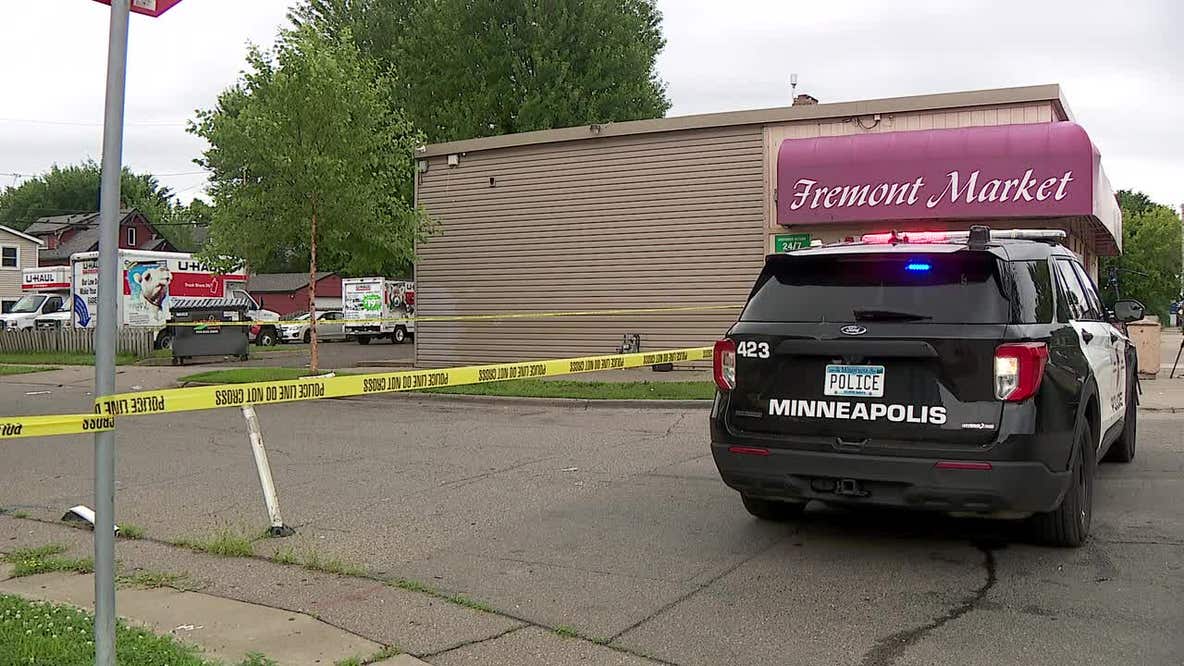 Man hospitalized after shooting inside Minneapolis home, no arrests made