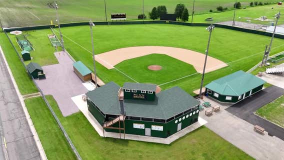 FOX 9 Town Ball Tour swings through Brownton