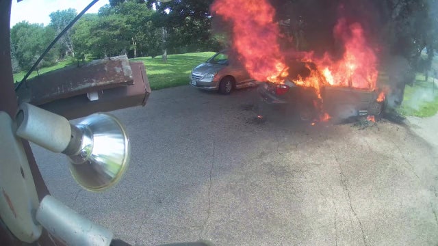 Disabled Bloomington woman's wheelchair van destroyed by fire, strangers step in to help