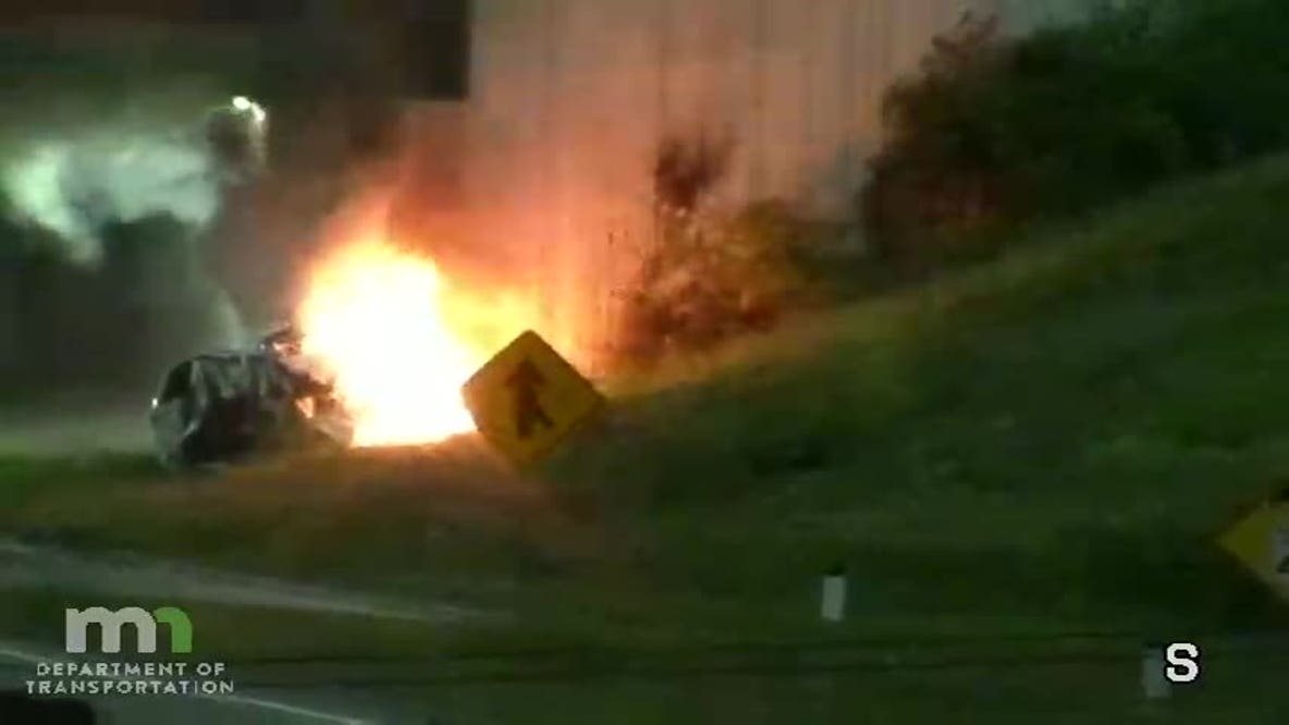 Bloomington crash: Driver dies after minivan rolls over, strikes bridge on Highway 100