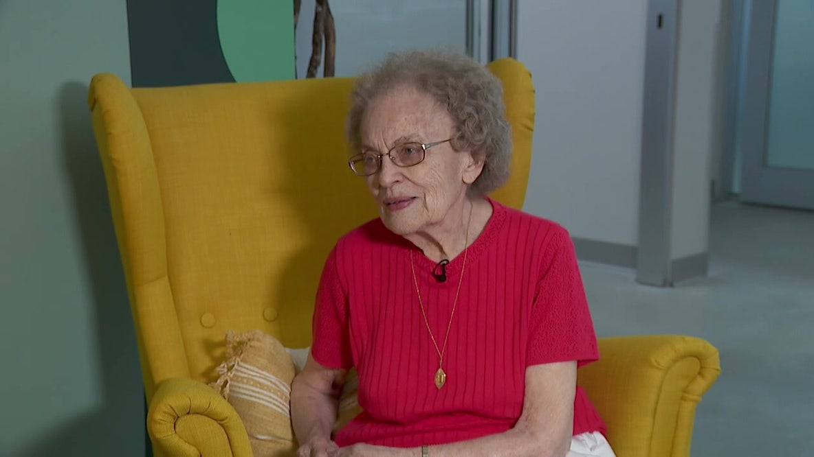 Minnesota nurse, 91, still teaching and volunteering 69 years after she started