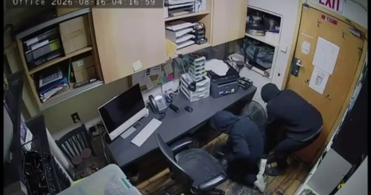 Gnome on Selby broken into, $1,300 stolen: Owner says staff was inside during crime
