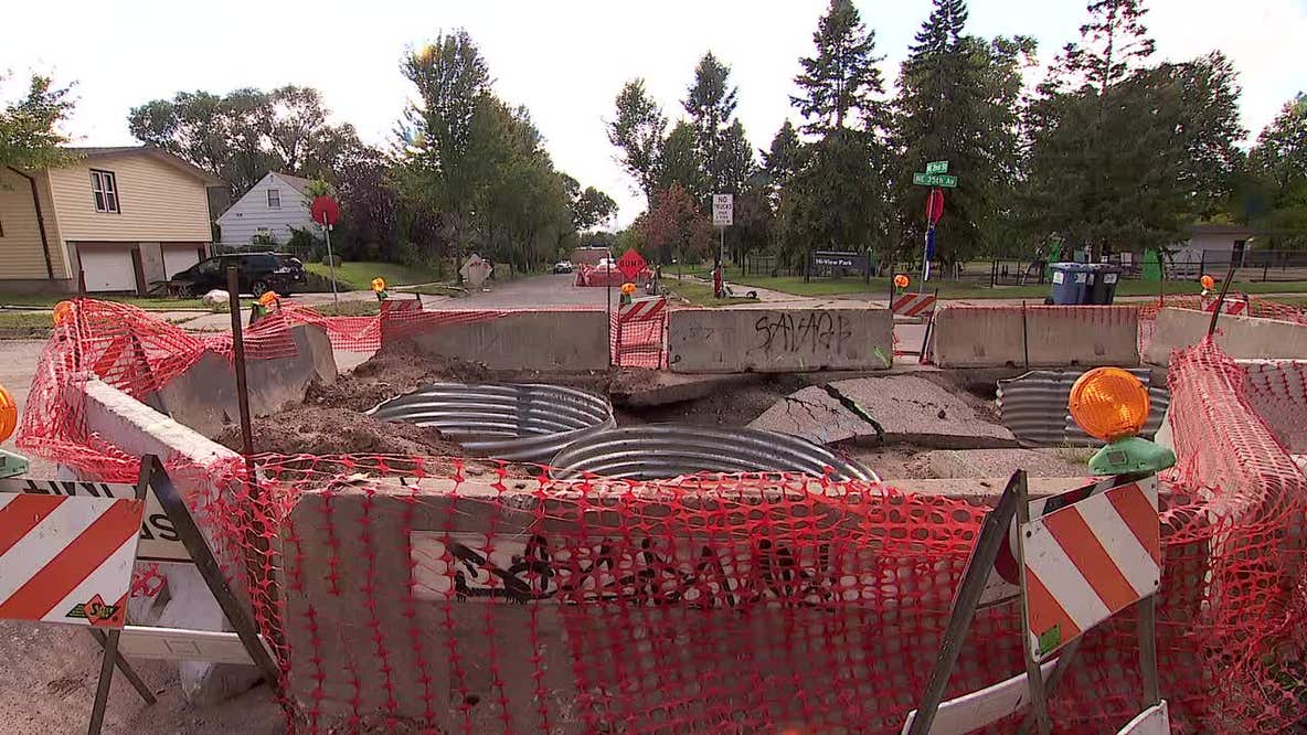 Northeast Minneapolis residents fear winter freeze as water line work drags on