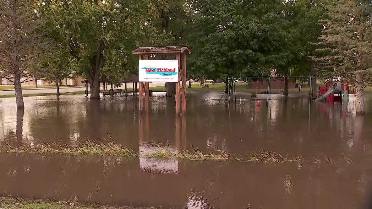 New Richland community steps up to help evacuate nursing home after flooding
