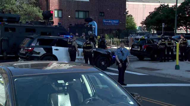 Minneapolis shooting: 3 dead including shooter, 3 officers, 3 civilians injured