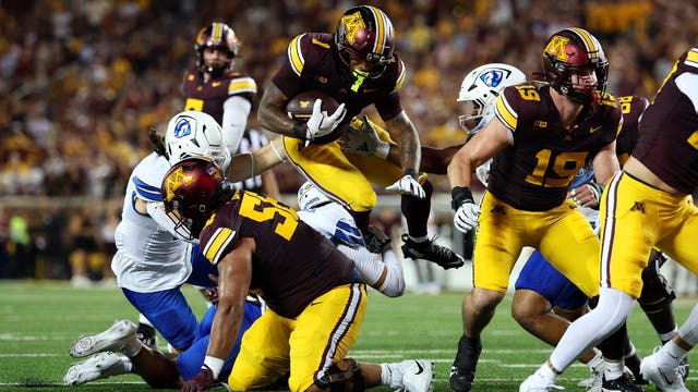 Gophers crush Eastern Illinois 59-7 in 2026 opener