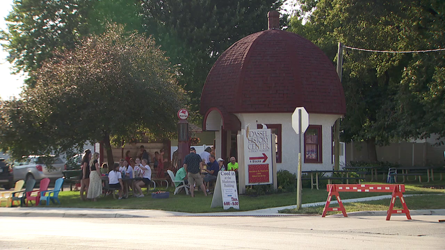 Dassel's Mushroom Building brings people together, from oil mushroom to community landmark