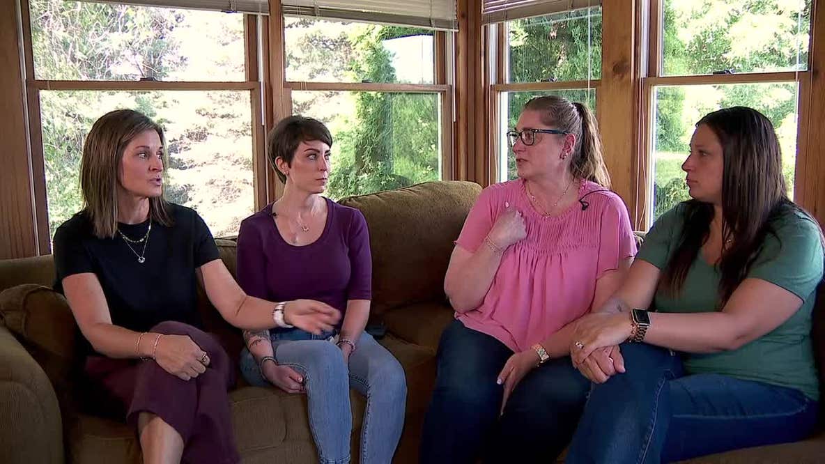 Minnesota sisters found strength together through breast cancer battle