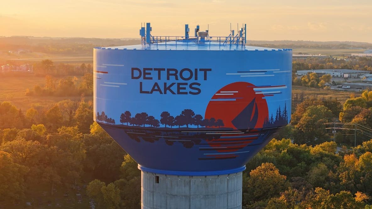 Minnesota water tower a favorite to win 'Tank of the Year'