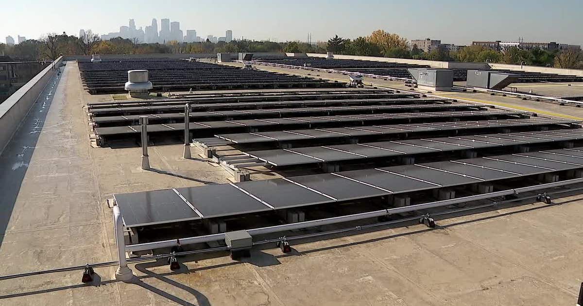 Minnesota nearing 400 solar-powered schools, 23 electric school buses purchased