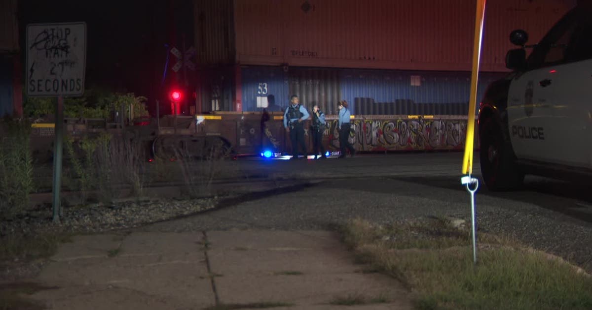 1 dead after train hits pedestrian in Minneapolis
