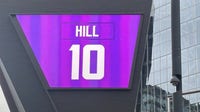 U.S. Bank Stadium ‘Hill No. 10’ sign has Vikings fans thinking Tyreek Hill