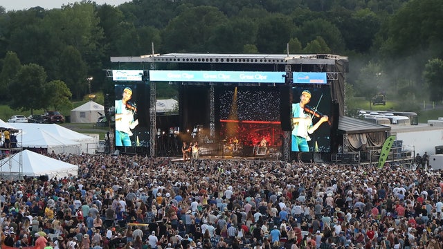 Lakefront Music Fest adds two 90s rock groups to lineup