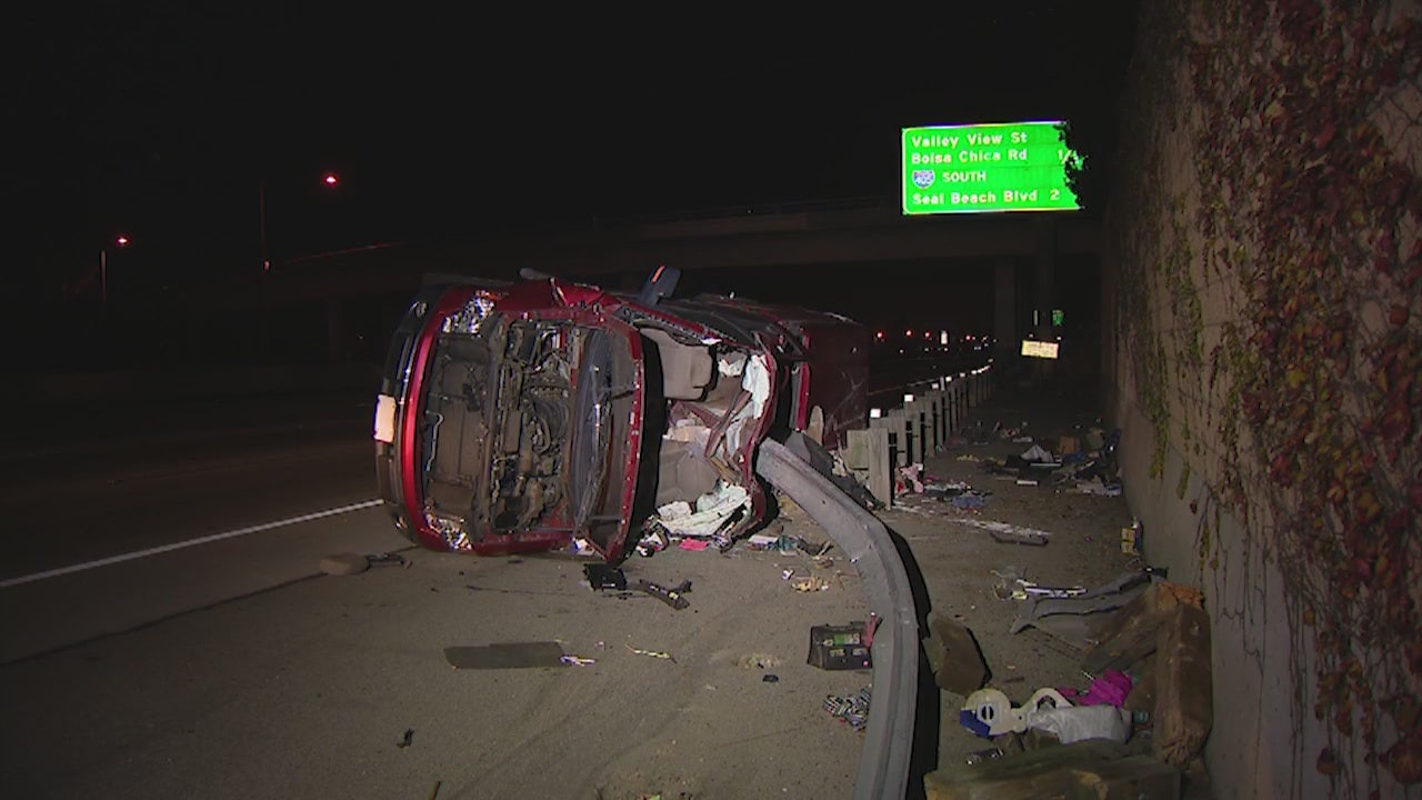 2 killed in crash on 22 Freeway in Westminster