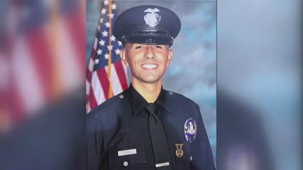 Reputed gang members charged in off-duty LAPD officer's murder due in court