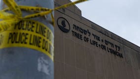 Pittsburgh synagogue shooting suspect will face death penalty, according to prosecutors